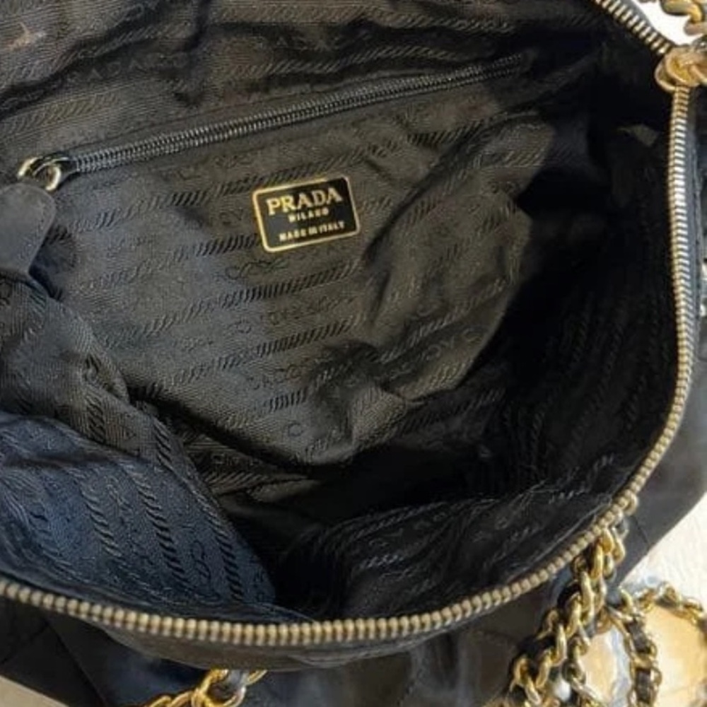 Prada⭐️⭐️Black Quilted Shoulder Bag with Gold Chain. No damages. - Picture 14 of 14
